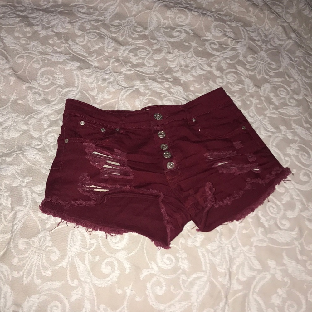 🔥Burgandy High Waist Jean Shorts🤸🏾‍♀️🍑
